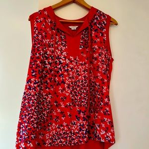 Women’s sweetGREY medium sleeveless blouse with front tie.